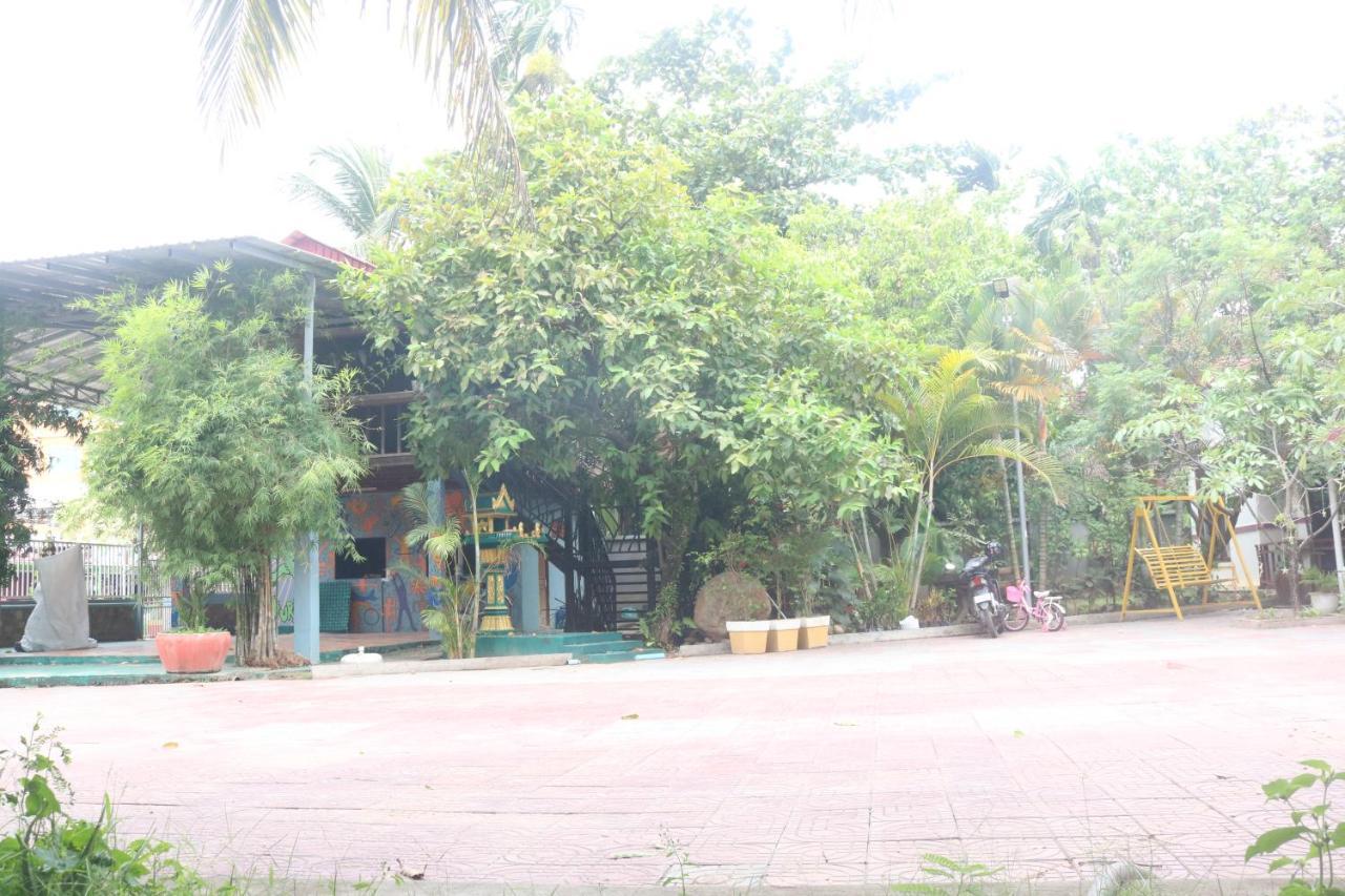Our House Bungalow Kampot Dış mekan fotoğraf